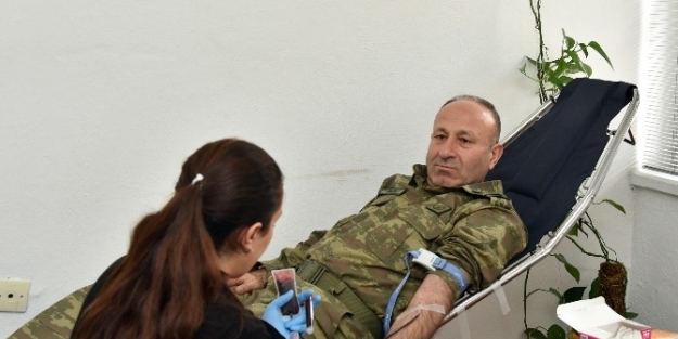 Gümüşhane Jandarma Kan Verdi