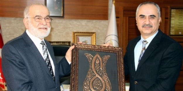 Sivas Eski Belediye Başkanı Karamollaoğlu’ndan Başkan Aydın’a Ziyaret