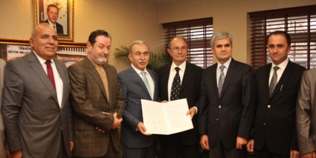 Hayırsever İş Adamı Anadolu İmam Hatip Lisesi Yaptırıyor