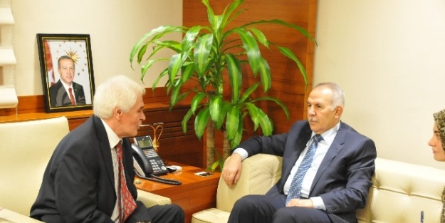 Karadağ Ankara Büyükelçisi Milic,  Vali Ata’yı Ziyaret Etti