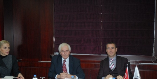 Karadağ Türk Yatırımcılara Muhteşem Fırsatlar Sunuyor