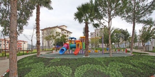 Kozan’da “parklar Yeniden Hayat Buluyor” Projesi