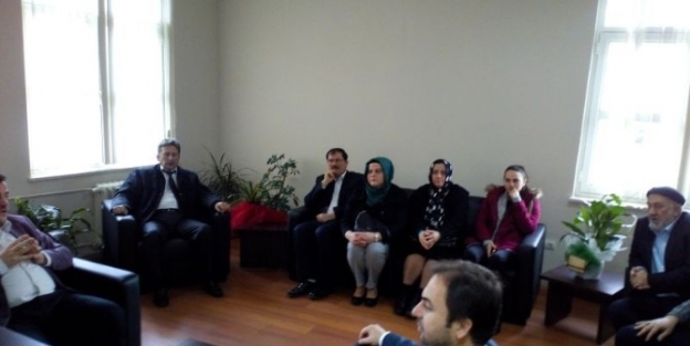 Ak Parti Yeni Yönetimi İlçe Milli Eğitim Müdürünü Ziyareti