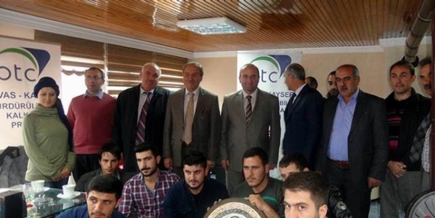 Hafik’te Madencilik Ve Doğaltaş Konulu Eğitim Düzenlendi