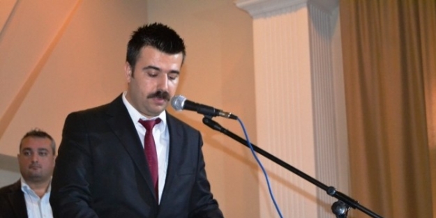 Ayvalık Gençlik Meclisine Vanlı Öğrencilerden Fotoğraflı Teşekkür