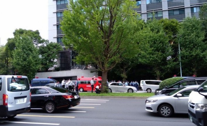 Japonya'da, eski Başbakan Abe'nin resmi cenaze töreni için kendini yaktı