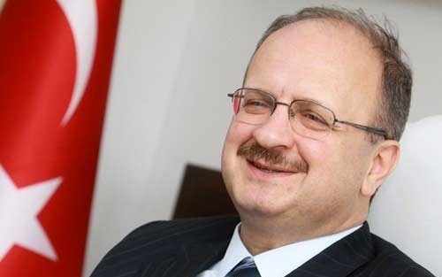 Katip Çelebi’nin Rektörü Prof. Galip Akhan