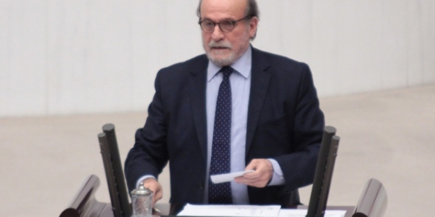 Kürkçü Osmanlıca konuştu, Meclis karıştı