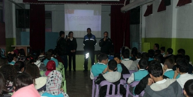 Beyşehir’de Öğrenciler Güvenli İnternet Konusunda Bilgilendirildi