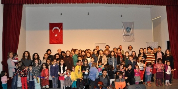 Neü Konsem’de 7’den 77’ye Müzik Eğitimi