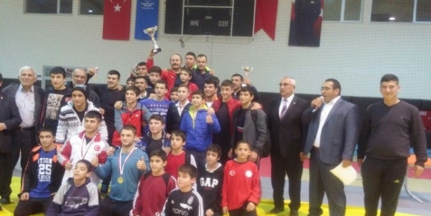 Akdeniz Bölgesi Güreş Turnuvası