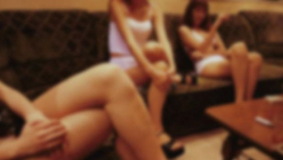 Liseli öğrencilere zorla fuhuş