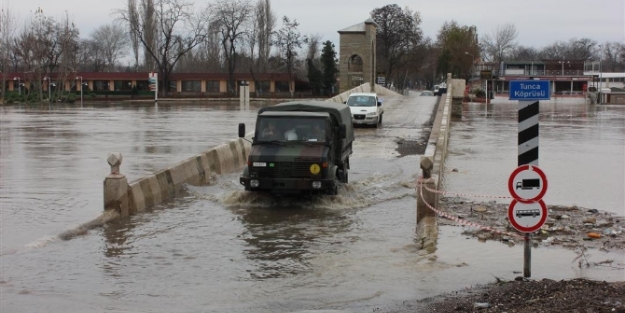 Bir şehir su altında