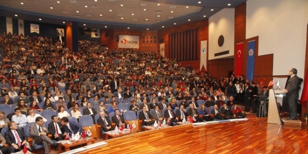 Paü’de "iş Dünyasında Hedef, Girişimcilik Ve Liderlik" Konferansı Düzenlendi