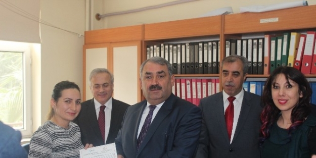Sertifikalarını Bakan Yardımcısı Etyemez’den Aldılar
