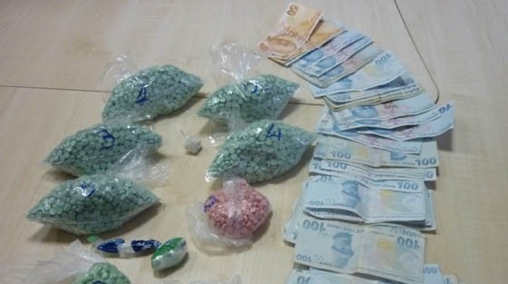 5 Bin 703 Adet Ecstacy Hap Ele Geçirildi