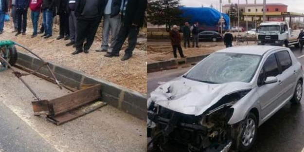 At arabasına çarpan otomobil kazasında 1 kişi öldü