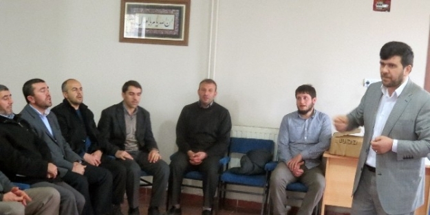 Kelkit’te İmamlara Ezanı Güzel Okuma Kursu Veriliyor