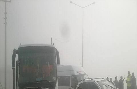 Erzurum’da 10 Araç Birbirine Girdi: 4 Yaralı