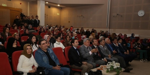 Ko-mek Aile Okulu İlk Mezunlarını Verdi