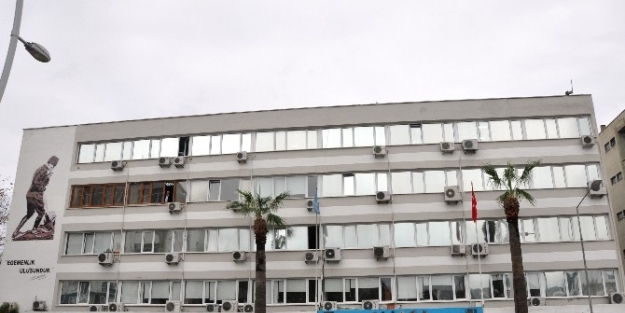 Aliağa Belediyesi Hazır Yemek Alım İhalesine Çikiyor