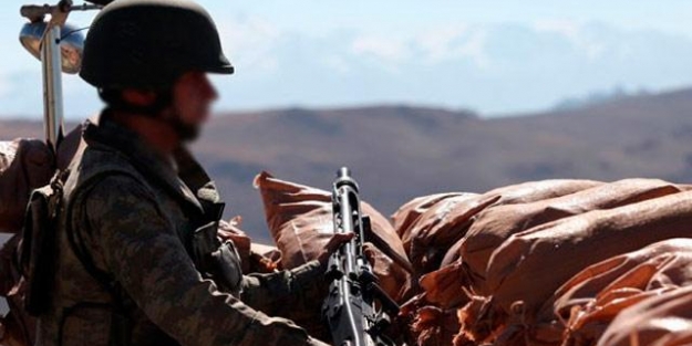 Asker nöbet sırasında intihar etti