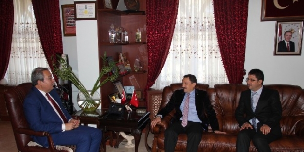 Basın İlan Kurumu Genel Müdürü Atalay, Belediye Başkanı Ünver’i Ziyaret Etti