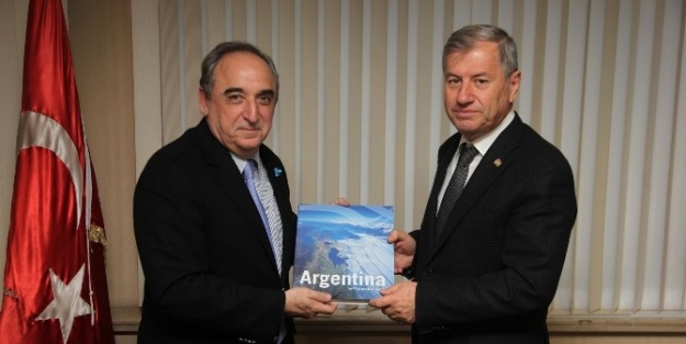 Menevşe: "arjantin İle Aramızdaki Mesafeyi Ticaretle Yakınlaştırabiliriz"