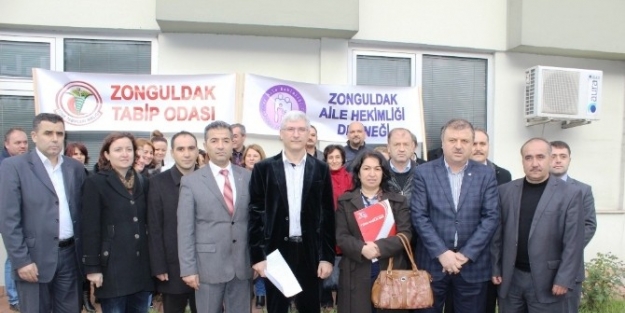 Aile Hekimlerinden Nöbet Tepkisi