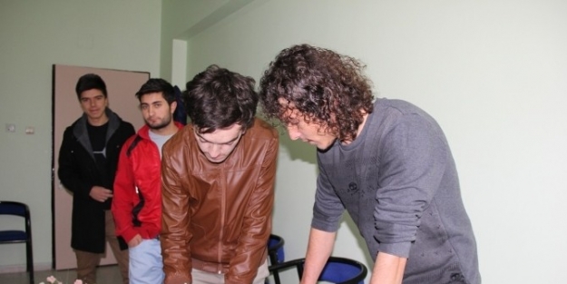 Nmyo Öğrencilerinin Yurt Sorunu Çilesi Bitmiyor