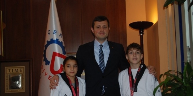 Çerkezköylü Sporcular Dünya İkincisi Oldu