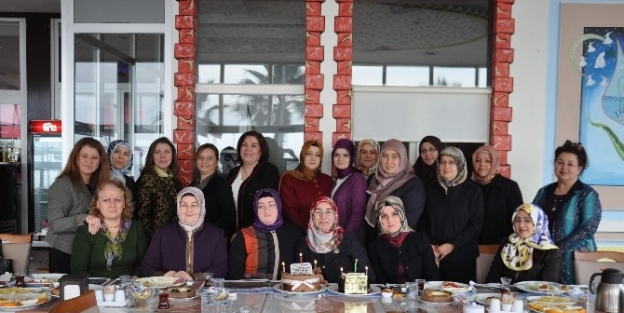 Bilge Baran Protokol Eşlerini Ağırladı