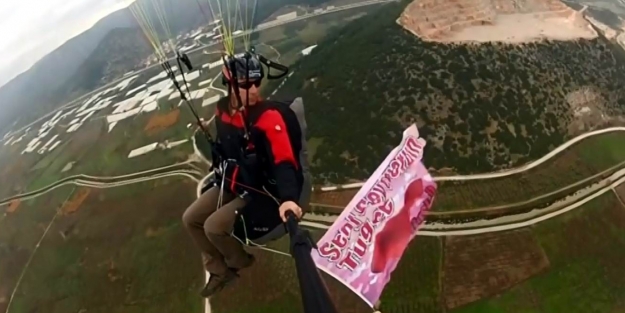 Sevgilisine öyle bir sürpriz yaptı ki...