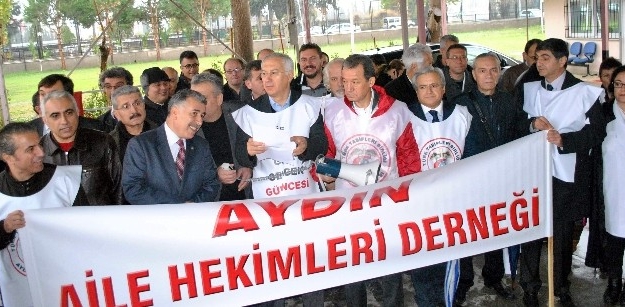 Aydın’da Aile Hekimleri İş Bıraktı