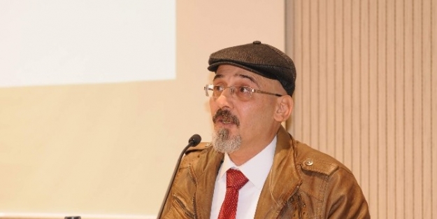 Arapça İletişim Topluluğu’ndan Şiir Dinletisi