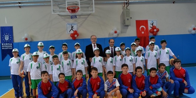 Büyükşehir'den bir spor salonu daha