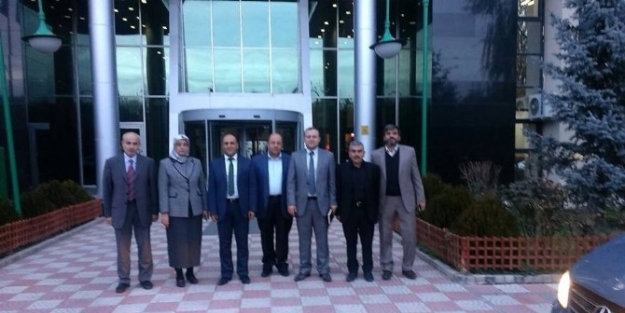 Başkan Özaltun Ve Ak Parti Teşkilatından Başkent Ziyareti