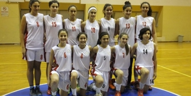 Burhaniyeli Kızlar Balıkesir’i Temsil Edecek