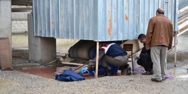 Ayvalık’ta Yük Bandına Kolunu Kaptıran İşçi Öldü