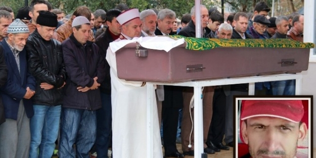Kazada Ölen Belediye Çalişani Toprağa Verildi
