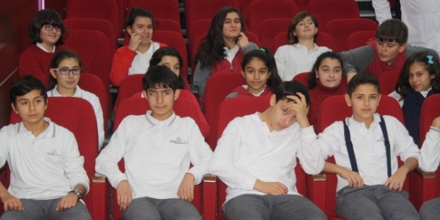Yozgat Çözüm Koleji Öğrencilerine Meslekleri Tanıtıyor
