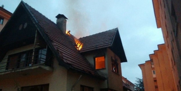 Bolu’da Aynı Ev Üçüncü Kez Yandı