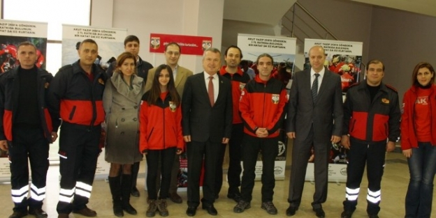 Akut Çaycuma’da Seminer Verdi