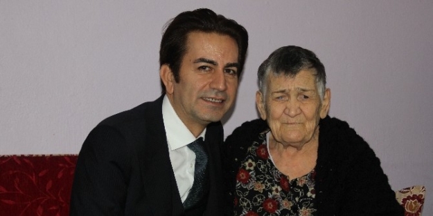 Ayşe Teyze, Uyutulmadan Sağlığına Kavuştu