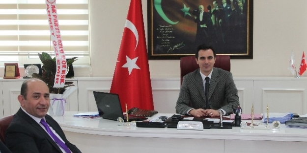 Özdemir Ve Ekibi Kaymakam Karakaya’yı Ziyaret Etti