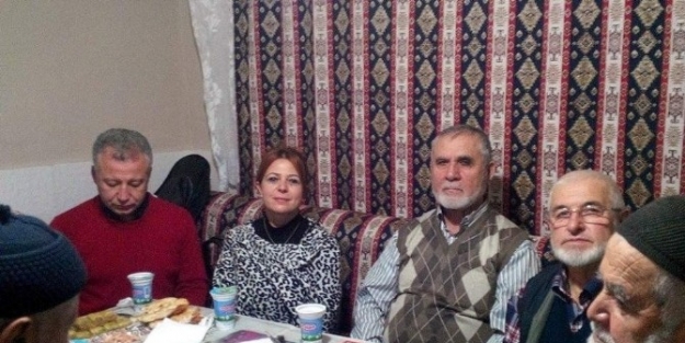 Muhtar Nurcan Duygu, Mahalle Sakinleriyle Tirit Ziyafetinde Buluştu