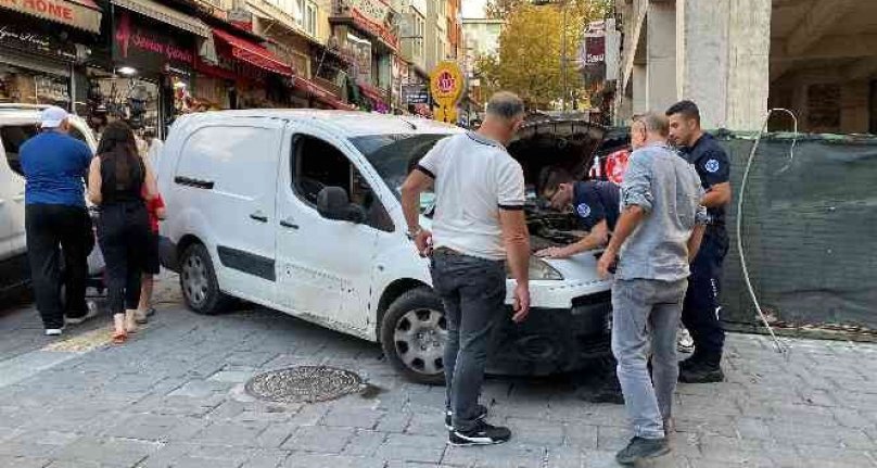 Bursa'da yavru kediye çifte kurtarma operasyonu! Ekipler seferber oldu...