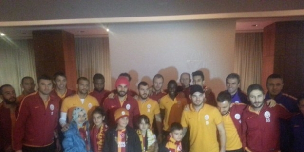 Ömer Asaf, Galatasaraylı Futbolcularla Buluştu