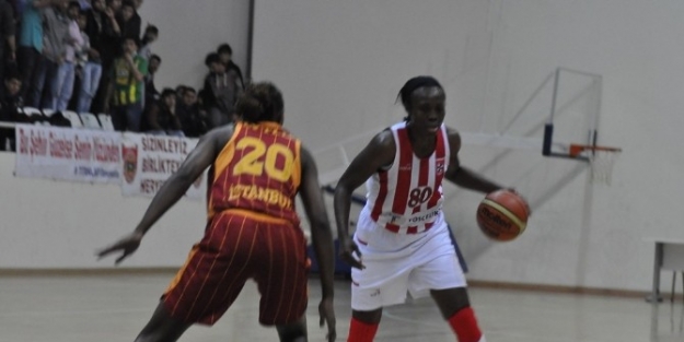 Osmaniye Gençlikspor, Galatasaray Odeabank Karşısında Farklı Mağlup