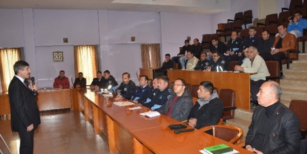 Ereğli’de Zabıtaya İletişim Ve Motivasyon Semineri
